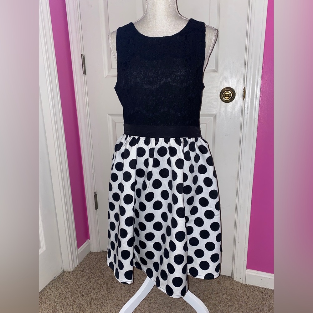 NWT Ryu Polka Dot Open Back Dress